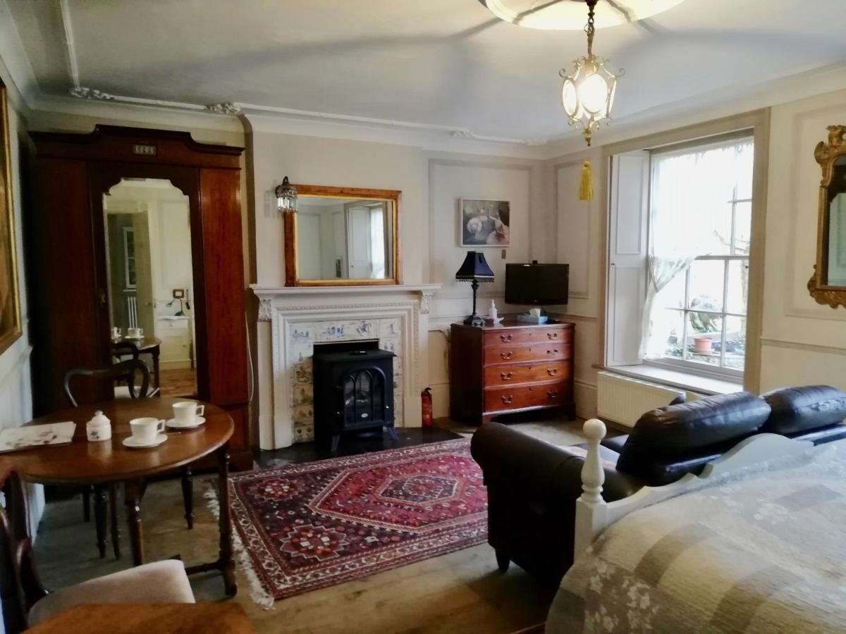 Dolphin House Bed & Breakfast Batheaston Exterior foto